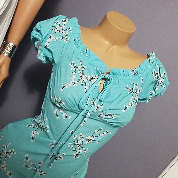 Sea green Floral Dress MUST SEE! - Picture 3 of 8